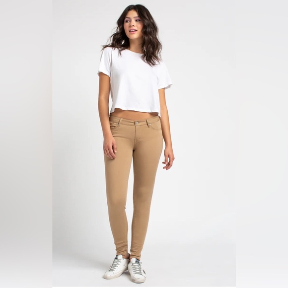 🤎🔥CELEBRITY PINK Jayden Skinny Khaki Pants size 15/32. Awesome pants - stretch! - Picture 1 of 16